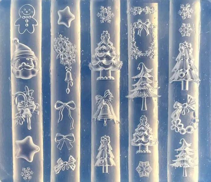 Moules silicone 3D Noël – Décorations Nail Art et résine 2 OCIBEL